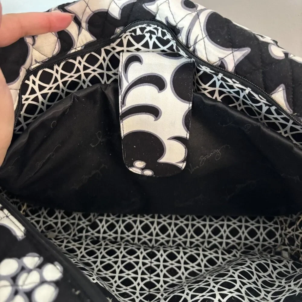 Vera Bradley Metropolitan Night & Day Laptop Diaper Bag Black White Full Zip